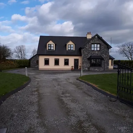 Country House Homestay